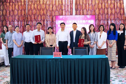 UG环球视讯ug国际与新疆生产建设兵团第八师石河子市签署项目合作协议